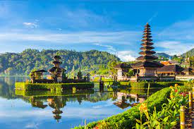 A BOISTEROUS BALI VACATION